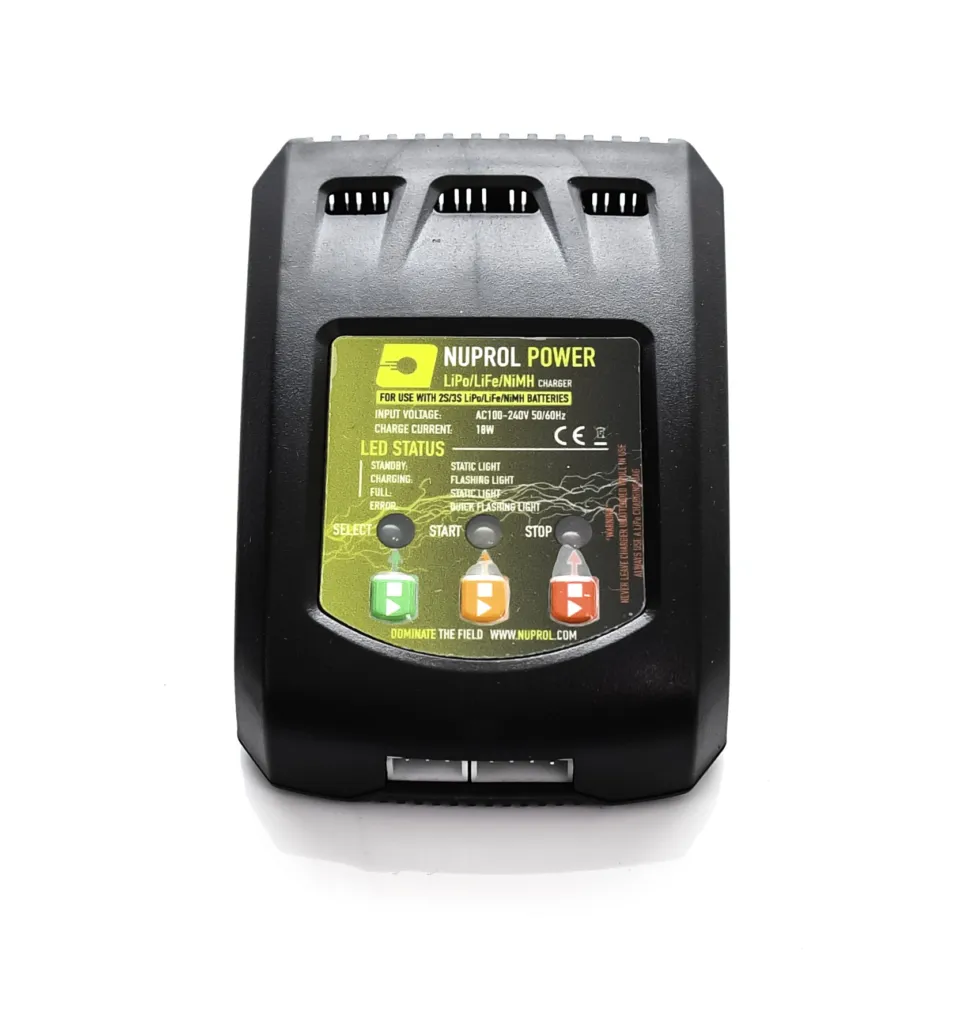 Chargeur LiPo / LiFe / NiMh / NiCd Balance