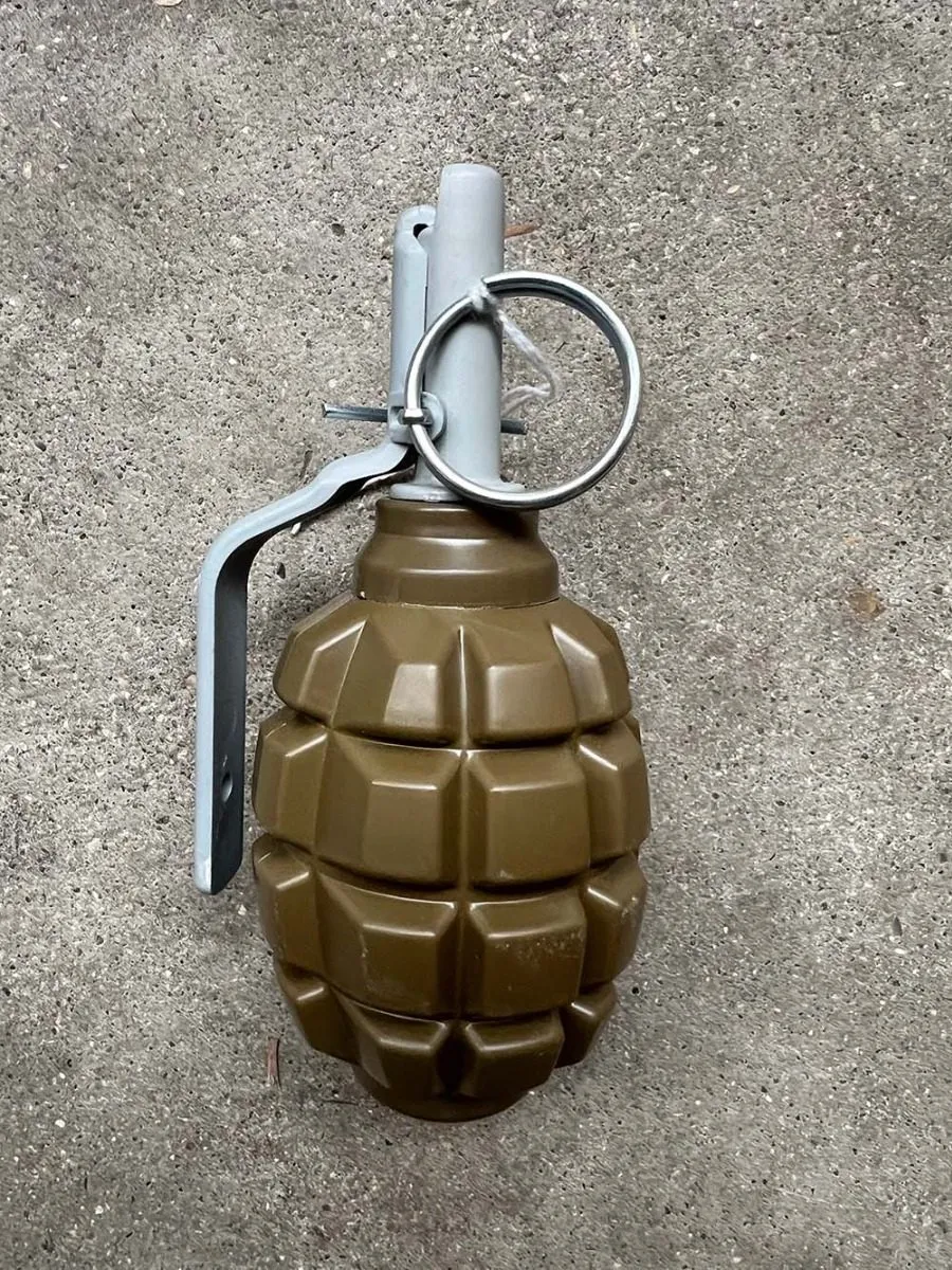 Grenade Simulation Pois-466251