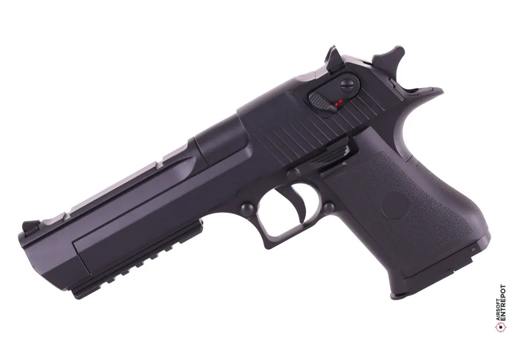 CM121